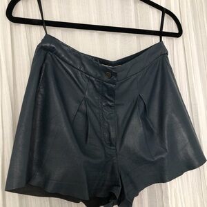 Chic Women's High Waist Navy leather shorts